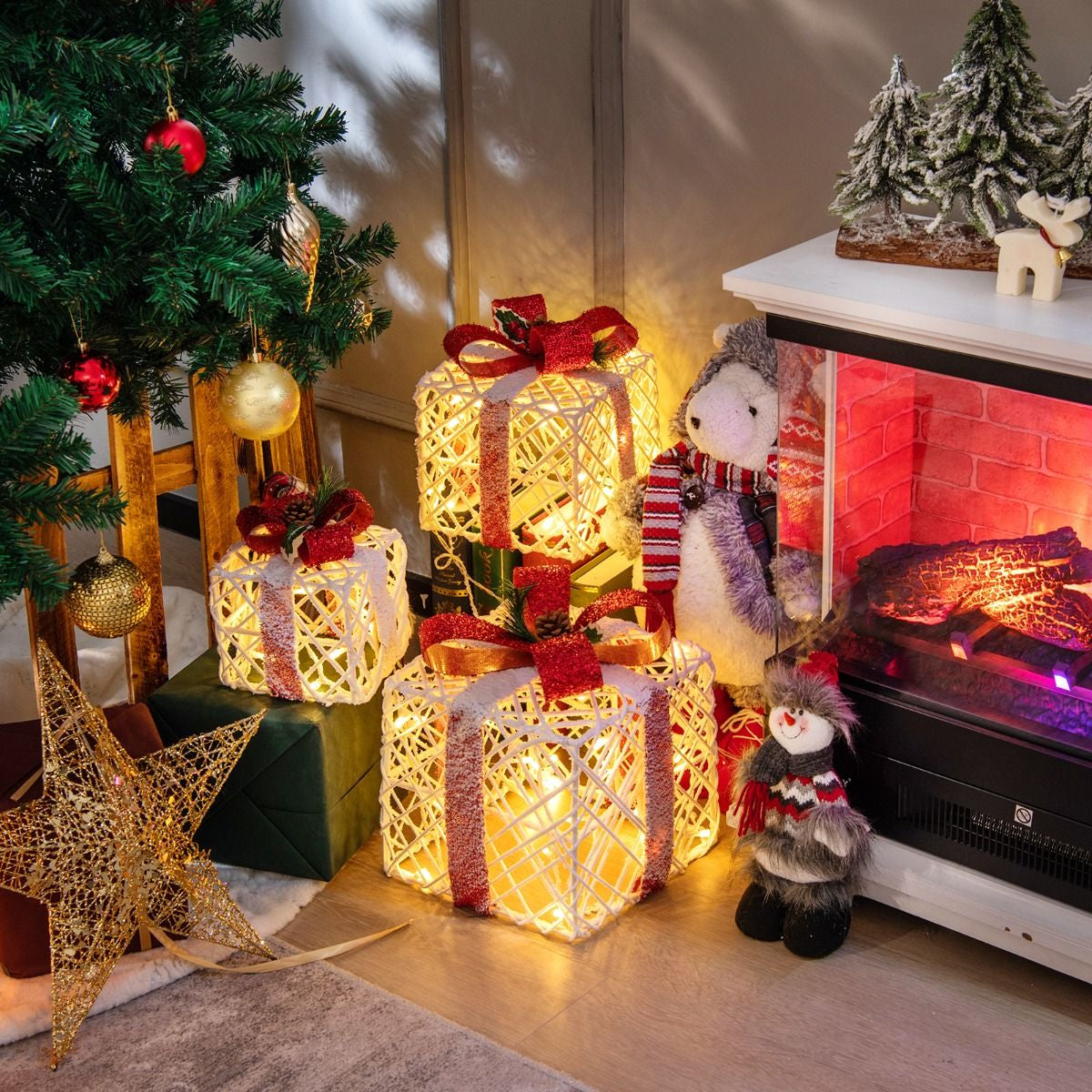 Lot De 3 Boîtes À Cadeaux Lumineuses De Noël Avec 60 LED De Noël Fonction Minuterie 6 Heures Pommes De Pin Et Feuilles